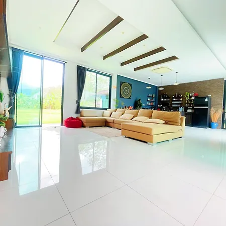 Spacious Private Villa Modern Style Near Beach Thai Mueang Exterior photo