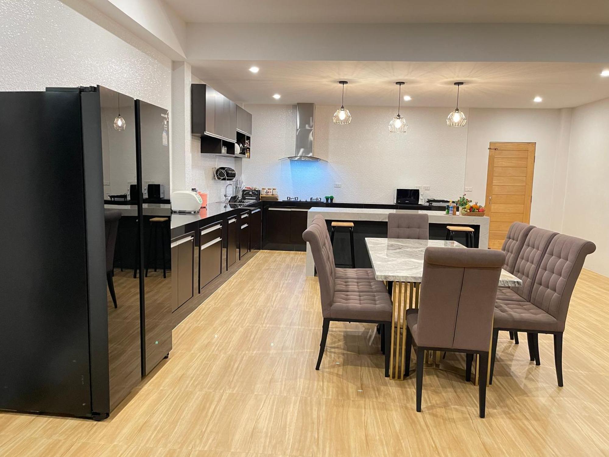 別墅 Spacious Private Modern Style Near